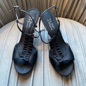 Nina Women’s Black Satin Size 10 4inch heel shoe